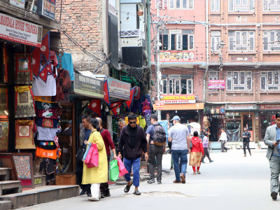 २४सै घण्टा व्यवसाय सञ्चालन गर्ने निर्देशनपछि ठमेल उत्साहित