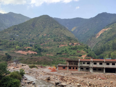 अव्यवस्थित ग्रामीण सडकले कुरुप बन्दै गाउँ
