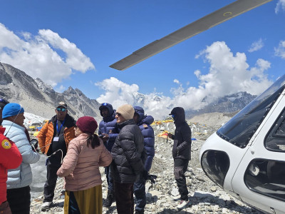 निजी हेलिकोप्टरको अवैध उडान निरीक्षण गर्न गृहमन्त्री पुगे सगरमाथा बेसक्याम्प