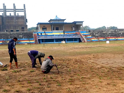 काँचुली फेर्दै मेची रङ्गशाला