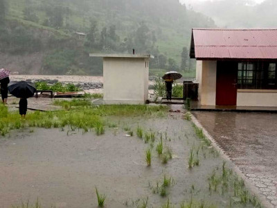 मेलम्चीमा  बाढी,  मेलम्ची–हेलम्बु सडक अवरुद्ध