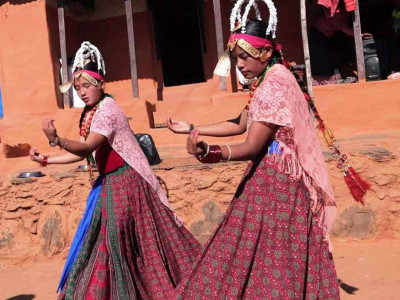 पर्यटकको पर्खाइमा मिलेनियम ट्रेकका पर्यटन व्यवसायी