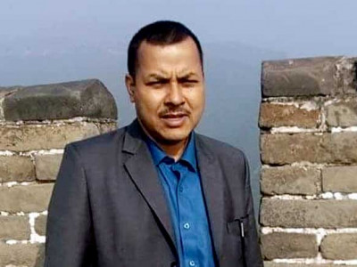 बालकृष्ण खाँणका स्वकीय सचिव नरेन्द्र केसी पनि पक्राउ