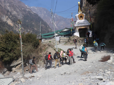 यात्रा छोटियो तर सास्ती घटेन : अन्नपूर्ण पदमार्ग