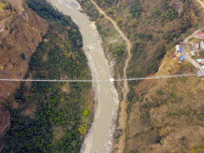 शनिबार पर्वत पुगे दुई हजारबढी पर्यटक