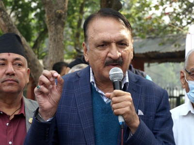 ट्रेड युनियन अधिकार र लोकतन्त्रको अगुवा नेपाली कांग्रेस हो : डा. प्रकाश शरण महत