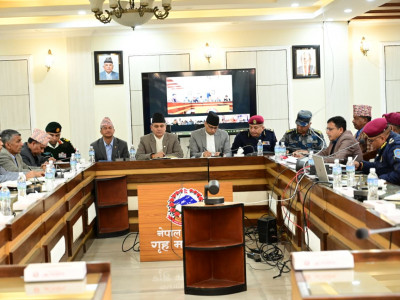 निर्धक्क भएर मतदान प्रक्रियामा भाग लिन मतदातालाई गृहमन्त्री अर्यालको आव्हान