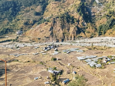 मार्तडीमा भौतिक संरचना थपिँदै, खेतीयोग्य जमिन मासिँदै