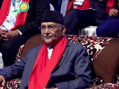 राजावादीहरुले हाम्रो सभ्यता र संस्कृति ध्वस्त पार्न खोजेका छन् : प्रधानमन्त्री ओली
