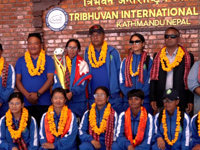 दृष्टिविहीन महिला टोलीको गुनासो : राष्ट्रबाट आवश्यक सहयोग नपाउँदा ट्रफि ल्याउन सकेनौं