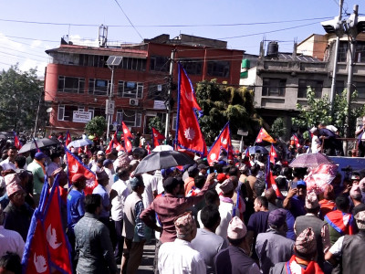 राजावादीहरुको आन्दोलन जारी, सवारी आवागमन प्रभावित