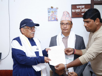 भिट्ठामोड सुख्खा बन्दरगाह निर्माणमा सहयोग गर्ने अध्यक्ष प्रचण्डको प्रतिबद्धता