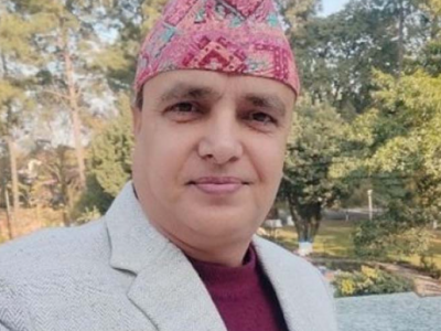 सवारी दर्ता अनियमितता मुद्धामा मुछिएका लमजुङका सिडिओ उमेश ढुङ्गाना निलम्बित