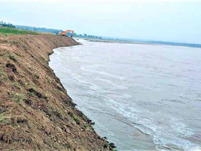 कटान रोक्न ‘आपत्कालीन तटबन्ध’