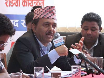 'प्रतिष्पर्धाका नाममा मर्मबाट बाहिरिँदै सञ्चार माध्यम'