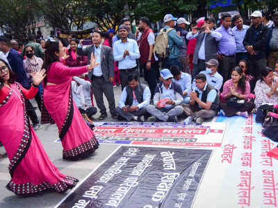 विद्यालय शिक्षा विधेयकः अधिकार र व्यापारको द्वन्द्व