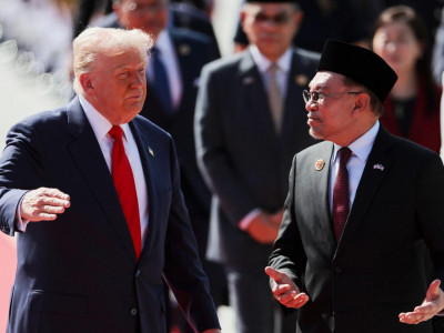 ट्रम्पको उपस्थितिमा थाइल्यान्ड र कम्बोडियाले गरे युद्धविराम सम्झौता