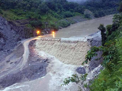 अरुणमा जलसतह बढेपछि सर्तकता अपनाउन आग्रह