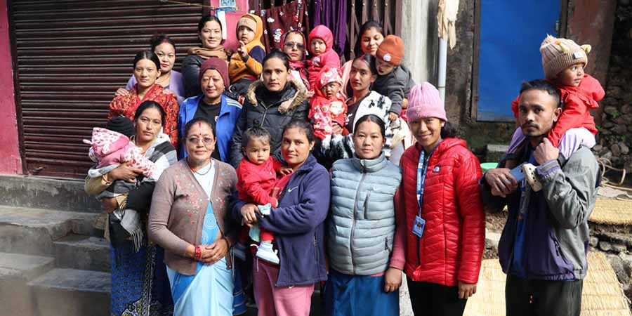 पुराना घरमा नयाँ पुस्तालाई हुर्किइरहेकी ‘महिला स्वयंसेविका’